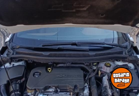 Autos - Chevrolet Cruze Premier 2022 Nafta 73000Km - En Venta