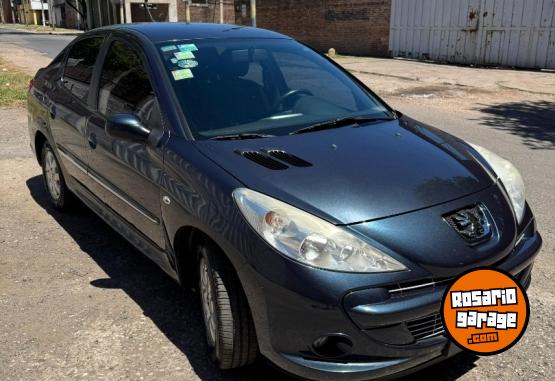 Autos - Peugeot 207 compact allure 2013 Nafta 160000Km - En Venta