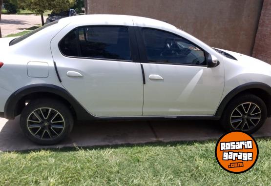 Autos - Renault Logan 2020 Nafta 75000Km - En Venta