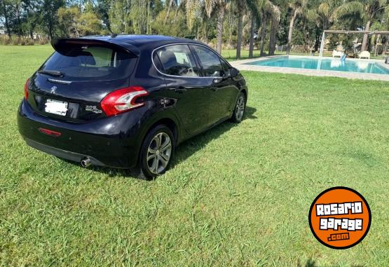 Autos - Peugeot 208 Feline Pk Cuir 2015 Nafta 150000Km - En Venta