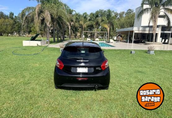 Autos - Peugeot 208 Feline Pk Cuir 2015 Nafta 150000Km - En Venta