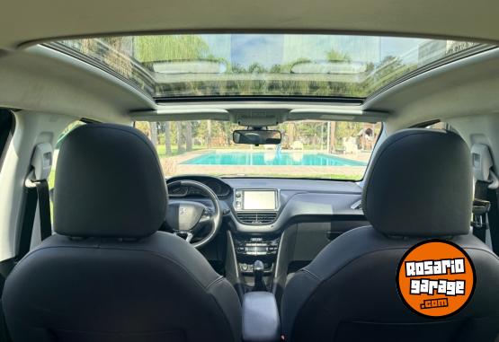 Autos - Peugeot 208 Feline Pk Cuir 2015 Nafta 150000Km - En Venta