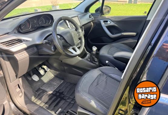 Autos - Peugeot 208 Feline Pk Cuir 2015 Nafta 150000Km - En Venta