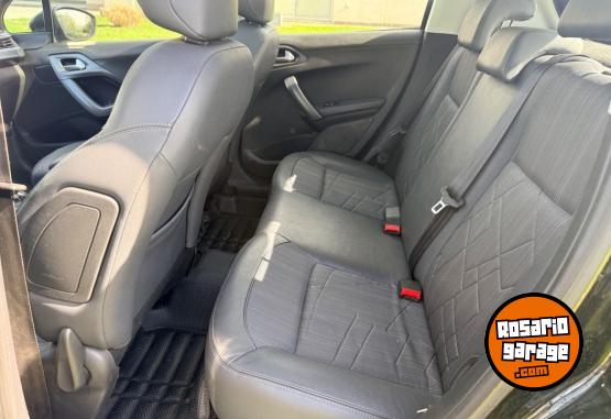 Autos - Peugeot 208 Feline Pk Cuir 2015 Nafta 150000Km - En Venta