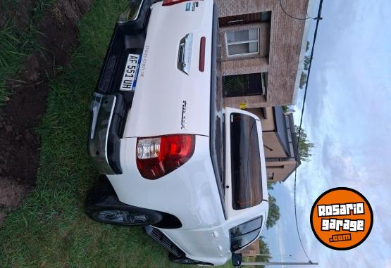 Camionetas - Toyota HILUX 2.4 2022 Diesel 68700Km - En Venta