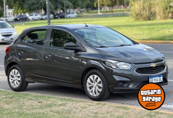Autos - Chevrolet Onix 2017 Nafta 102000Km - En Venta