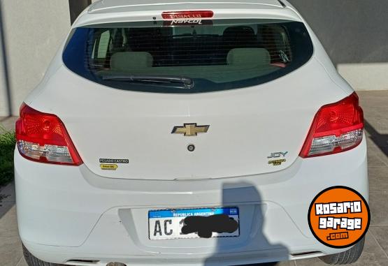 Autos - Chevrolet Onix 2017 GNC 127000Km - En Venta