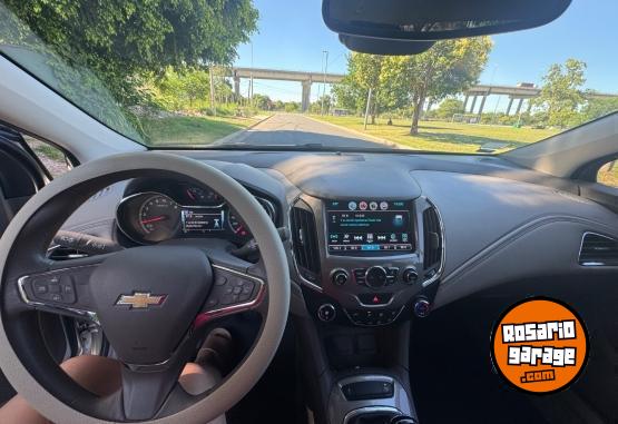Autos - Chevrolet Cruze 2020 Nafta 60000Km - En Venta