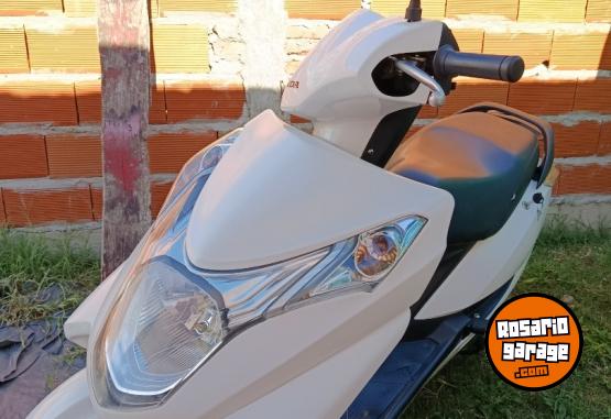 Motos - Honda ELITE 125 2016 Nafta 52000Km - En Venta