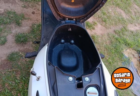 Motos - Honda ELITE 125 2016 Nafta 52000Km - En Venta