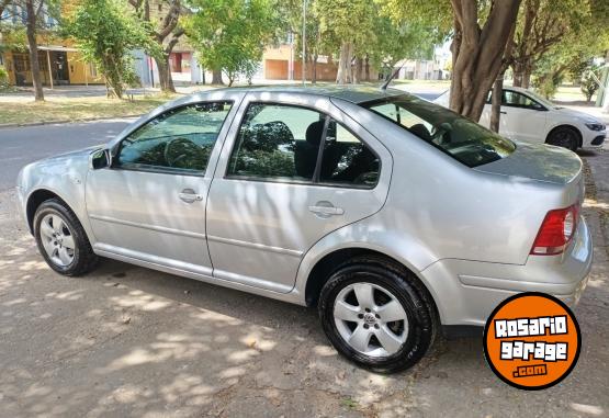 Autos - Volkswagen Bora 2012 Nafta 92500Km - En Venta