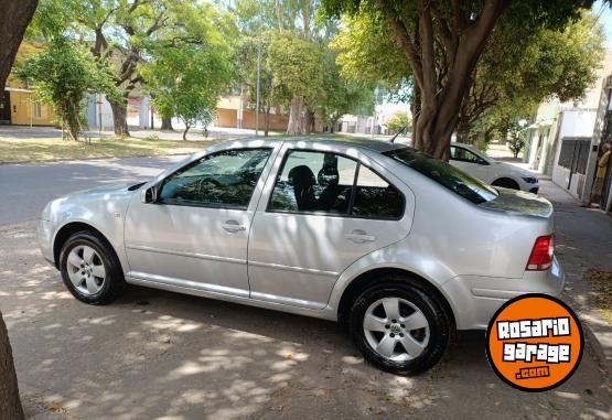 Autos - Volkswagen Bora 2012 Nafta 92500Km - En Venta
