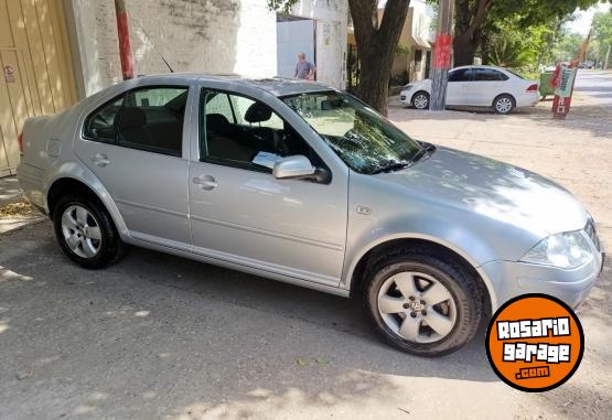 Autos - Volkswagen Bora 2012 Nafta 92500Km - En Venta