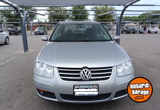 Autos - Volkswagen Bora 2012 Nafta 92800Km - En Venta