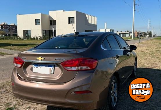 Autos - Chevrolet Cruze Premier 2019 Nafta 131000Km - En Venta
