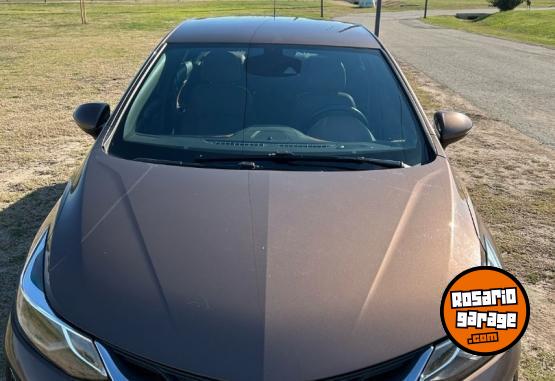 Autos - Chevrolet Cruze Premier 2019 Nafta 131000Km - En Venta