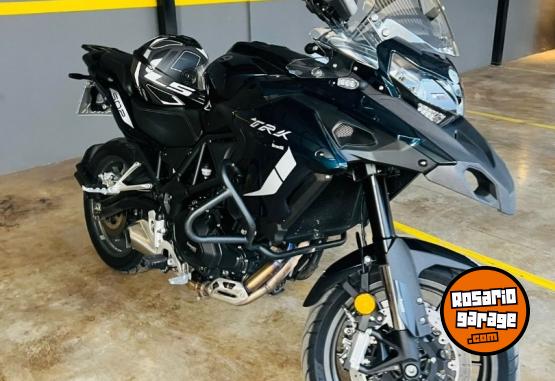 Motos - Benelli Trk 502 2025 Nafta 6400Km - En Venta