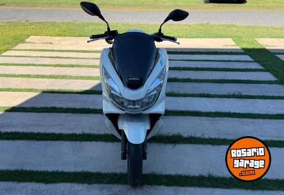 Motos - Honda Pcx 150 2017 Nafta 1600Km - En Venta