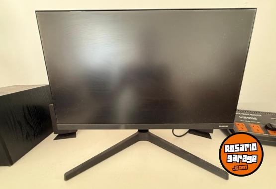Inform�tica - Monitor Samsung 22 Pulgadas IPS 75Hz - �Como Nuevo! - En Venta