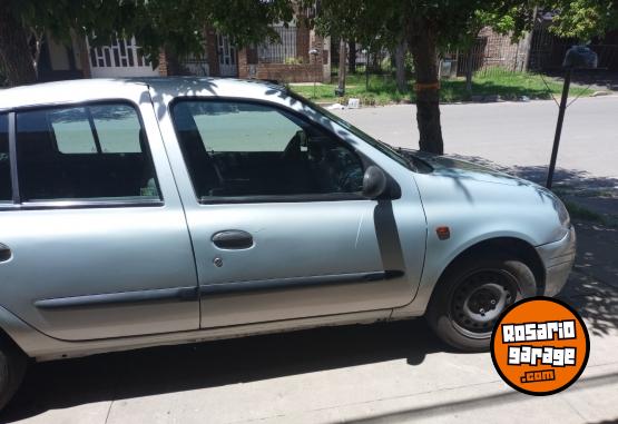 Autos - Renault 2002 Clio 1.2 AA NAFTERO 2002 Nafta 300000Km - En Venta