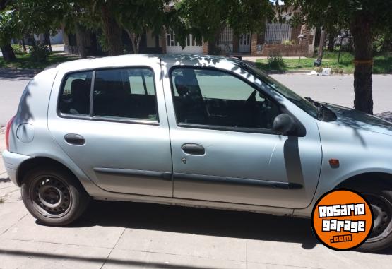 Autos - Renault 2002 Clio 1.2 AA NAFTERO 2002 Nafta 300000Km - En Venta