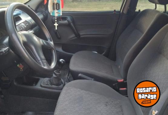 Autos - Chevrolet Corsa super 2005 Nafta 221000Km - En Venta