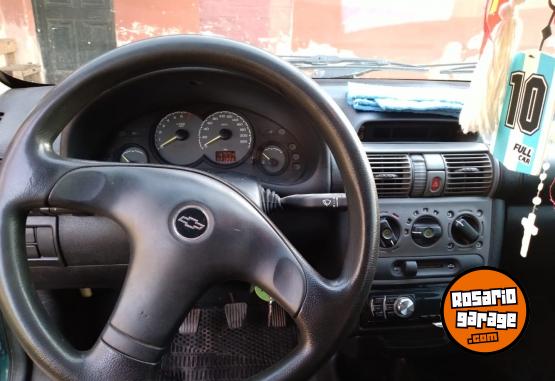 Autos - Chevrolet Corsa super 2005 Nafta 221000Km - En Venta