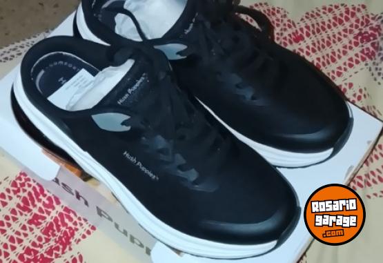 Indumentaria - Vendo zapatillas mujer Hush Puppies - En Venta