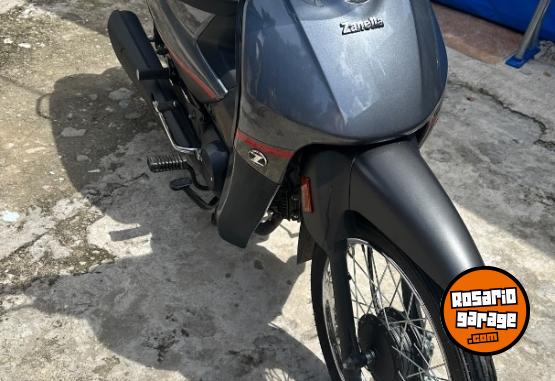 Motos - Zanella ZB 110 2024 Nafta 1700Km - En Venta