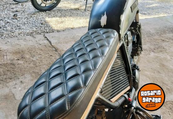 Motos - Honda Twister 2013 Nafta 22000Km - En Venta