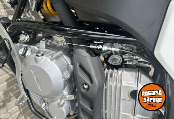 Motos - Honda Tornado 250 2020 Nafta 1200Km - En Venta