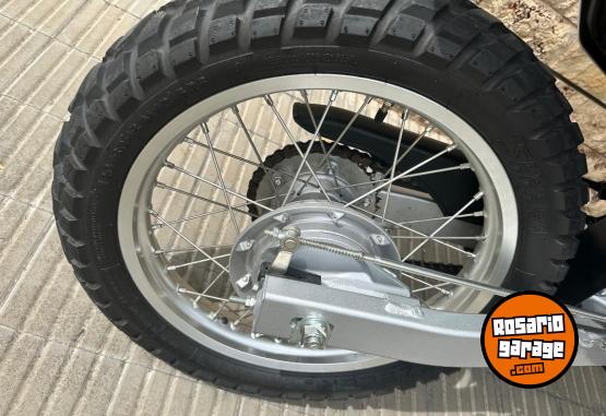 Motos - Honda Tornado 250 2020 Nafta 1200Km - En Venta