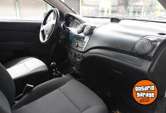 Autos - Chevrolet Aveo LS 2009 GNC 205000Km - En Venta