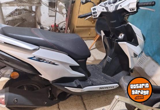 Motos - Honda Elite 2019 Nafta 17000Km - En Venta