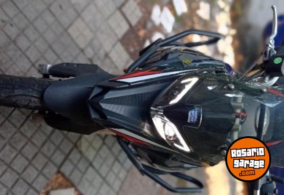 Motos - Benelli Tri 251 2021 Nafta 9900Km - En Venta