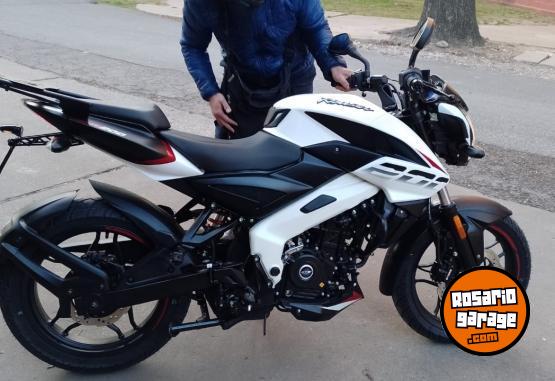 Motos - Bajaj Ns 200 2022 Nafta 5800Km - En Venta