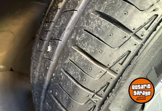 Utilitarios - Renault Kangoo 2016 GNC 105000Km - En Venta