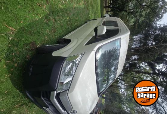 Utilitarios - Toyota Hiace 2021 Diesel 21782Km - En Venta