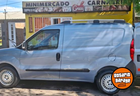 Utilitarios - Fiat Doblo 2013 Nafta 160000Km - En Venta