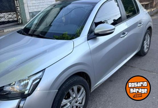 Autos - Peugeot 208 2021 Nafta 155000Km - En Venta