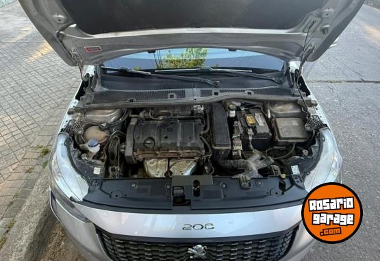 Autos - Peugeot 208 2021 Nafta 155000Km - En Venta