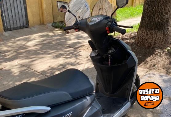 Motos - Zanella Styler rs 150 cc 2025 Nafta 500Km - En Venta