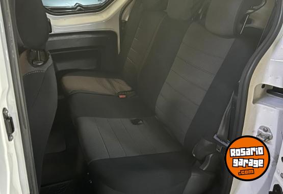 Utilitarios - Renault KANGOO DIESEL 2018 Diesel 96800Km - En Venta