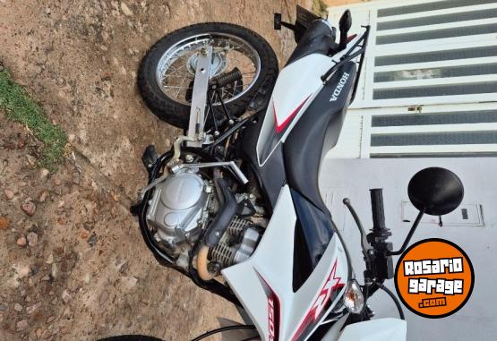 Motos - Honda XR 150 2017 Nafta 23400Km - En Venta