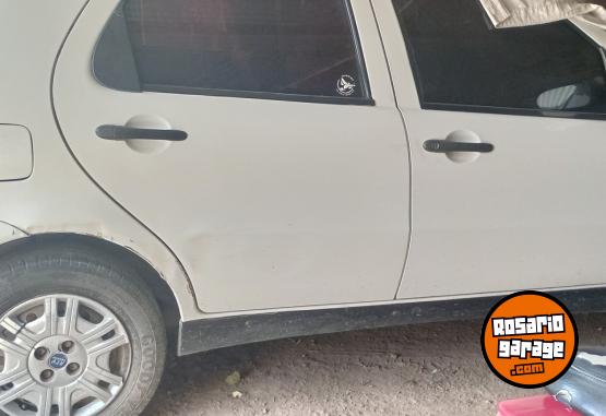Autos - Fiat Siena 2007 GNC 110000Km - En Venta