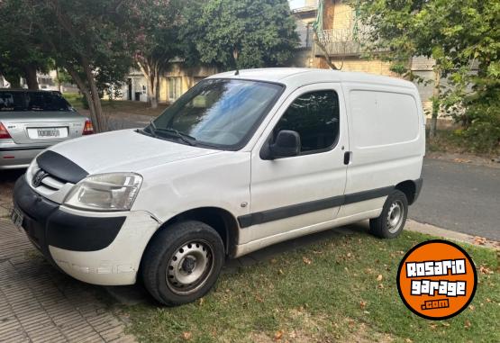 Utilitarios - Peugeot Partner 2012 GNC 243000Km - En Venta