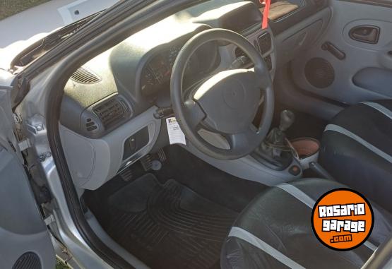 Autos - Renault Clio 1.2 pack 2011 Nafta 137000Km - En Venta