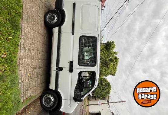 Utilitarios - Renault Master 2010 Diesel 218000Km - En Venta