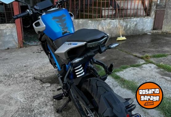 Motos - CF Nk 300 2024 Nafta 3500Km - En Venta