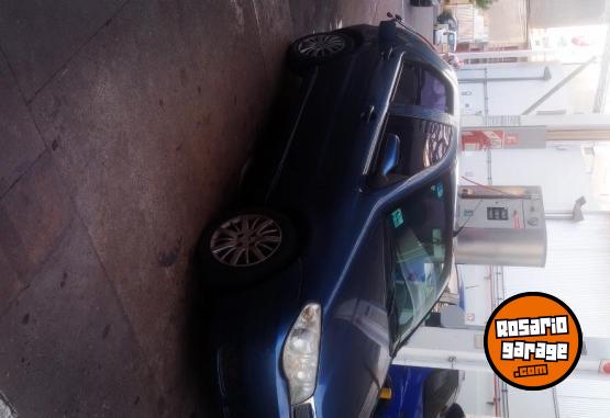 Autos - Fiat Palio 2005 GNC 283000Km - En Venta